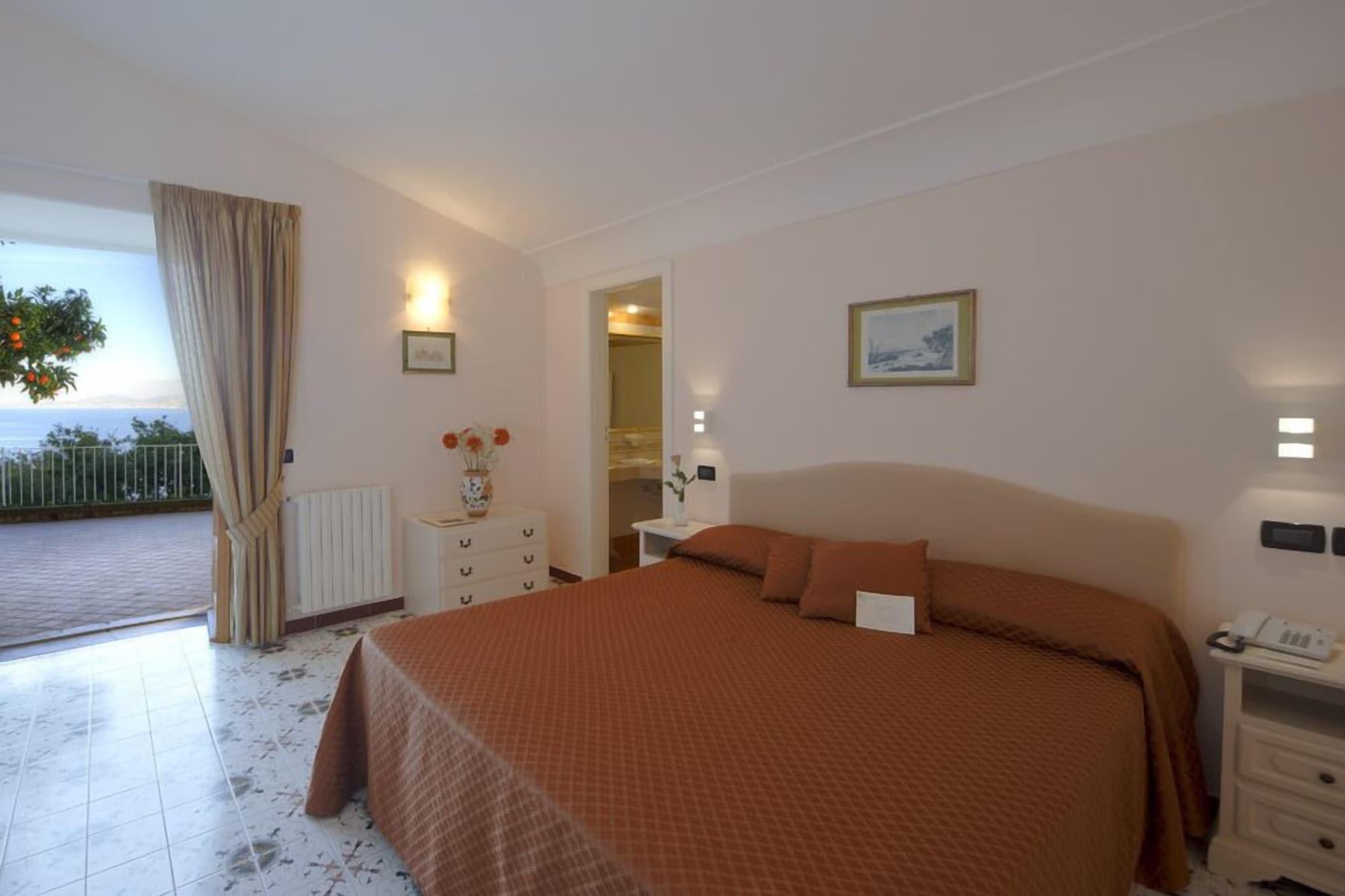 Le Querce Resort Sea Thermae & Spa イスキア島 エクステリア 写真